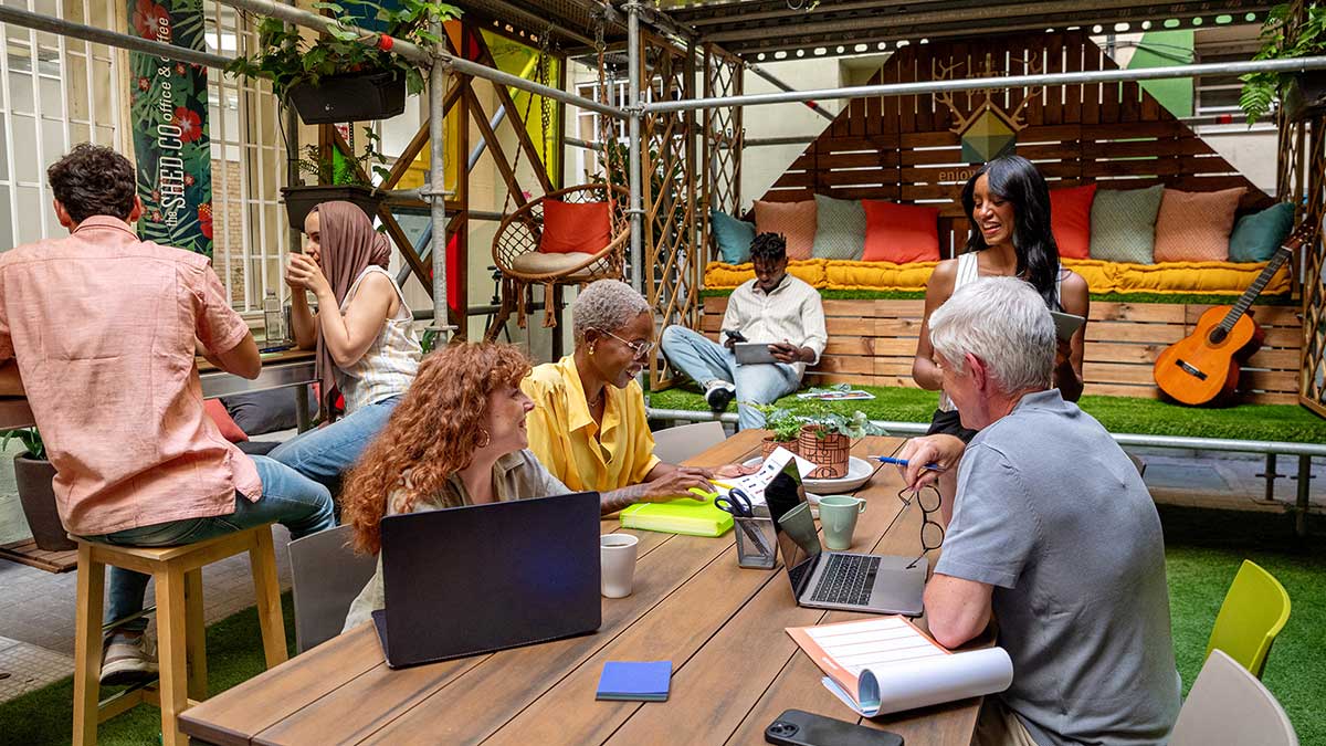 Vuelve «Office and Coffee»: tu coworking al aire libre